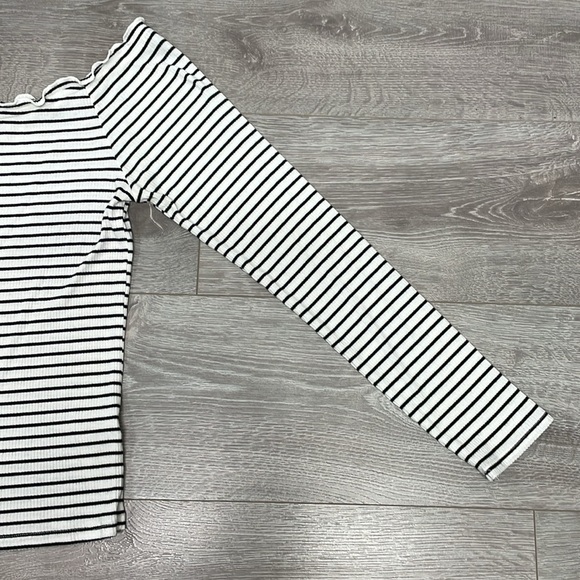 Aeropostale Long Sleeve Off The Shoulder Ribbed Knit Striped Top XL - Picture 5 of 15